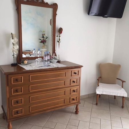 Chambres D'Hotes Chez Coco Saint-Georges-de-Reneins Стая снимка